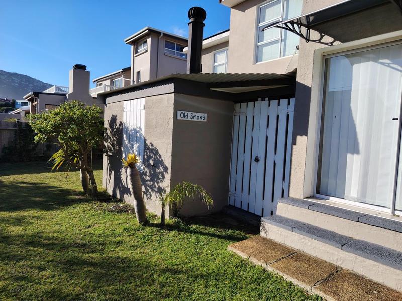 4 Bedroom Property for Sale in Pringle Bay Western Cape